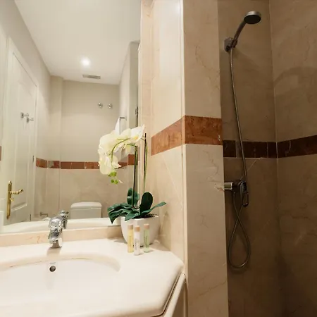 Dream Experience In Elviria: Luxury Property Close To Beaches, Restaurants And Golf Courses * Marbella