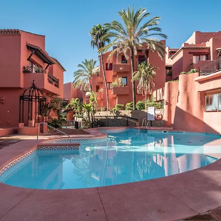 Dream Experience In Elviria: Luxury Property Close To Beaches, Restaurants And Golf Courses Apartment Marbella